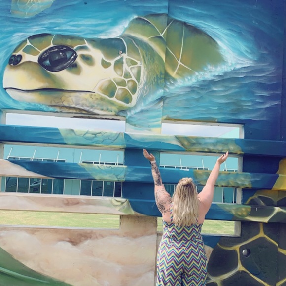 Meet your Posher, Ashley - Picture 4 of 4